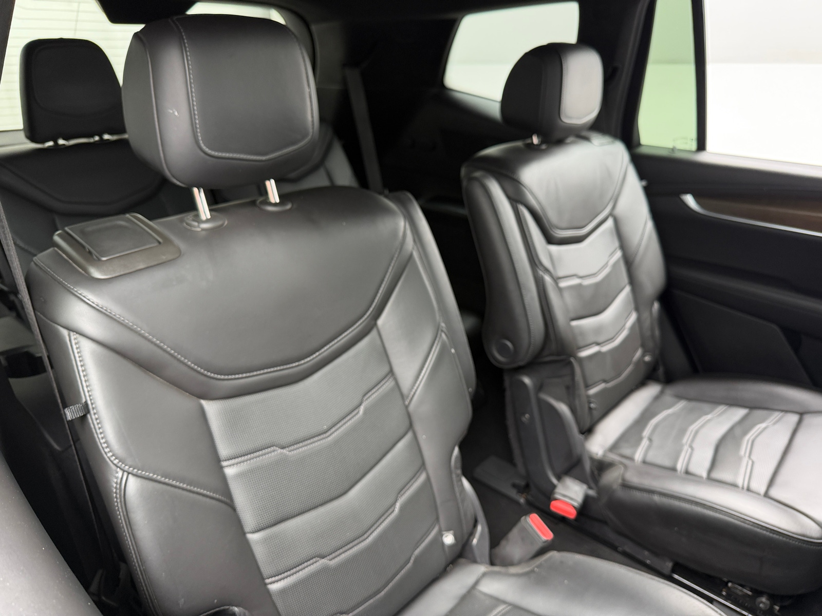 Thumbnail: 2020 Cadillac XT6 - 5