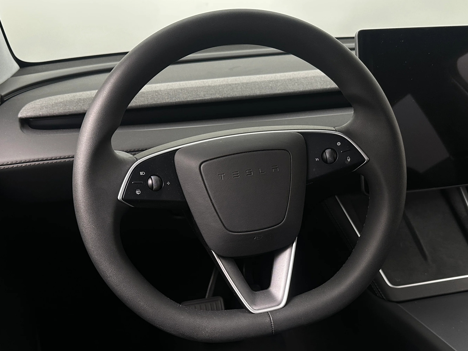 Thumbnail: 2026 Tesla Model Y - 4