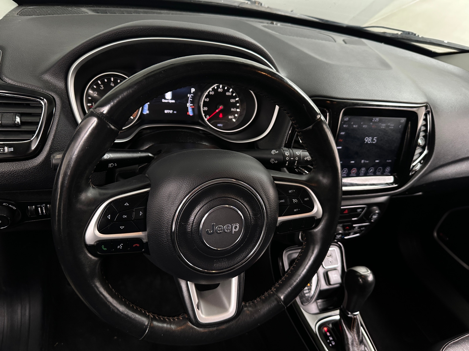 Thumbnail: 2018 Jeep Compass - 4