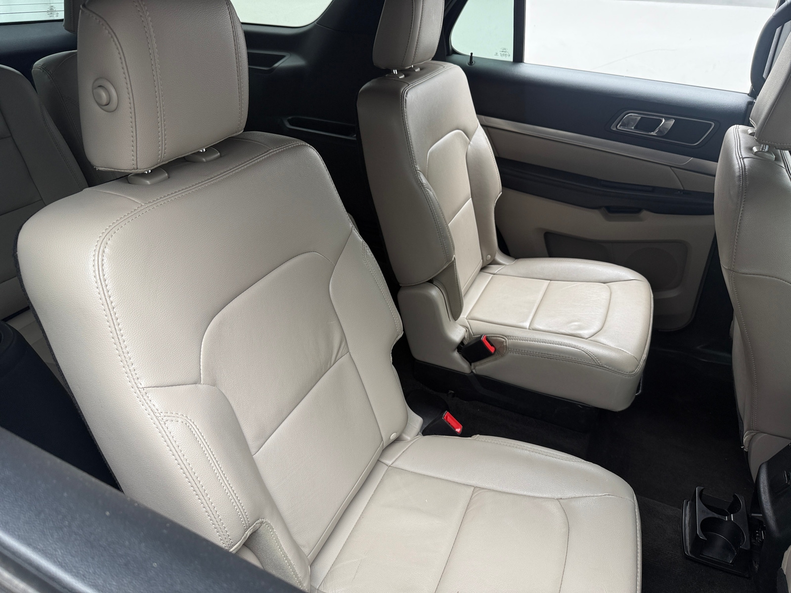 Thumbnail: 2018 Ford Explorer - 5