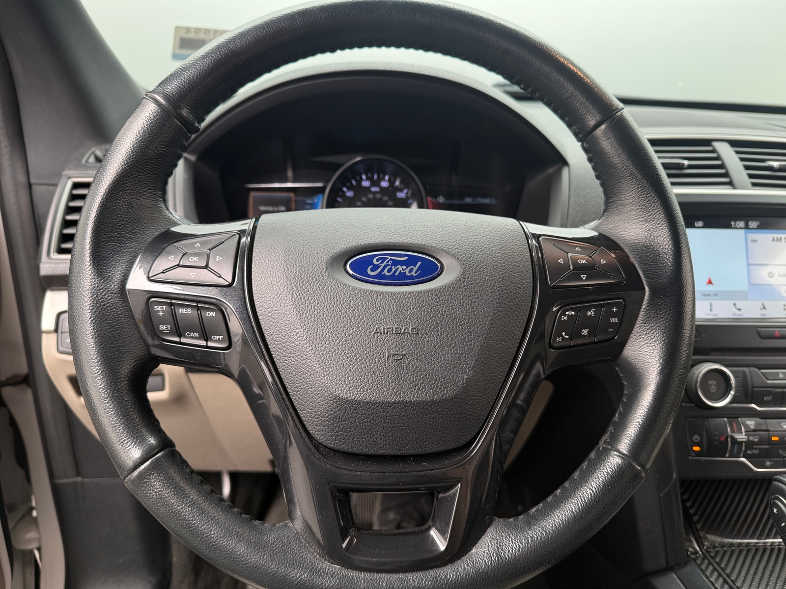 Thumbnail: 2018 Ford Explorer - 4