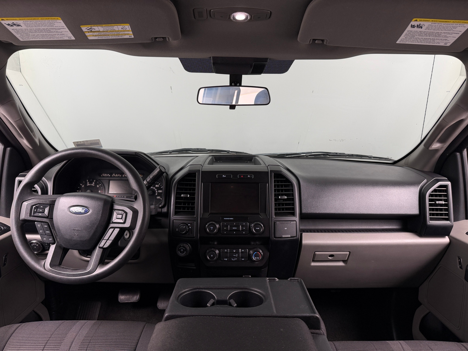 Thumbnail: 2019 Ford Econoline - 3