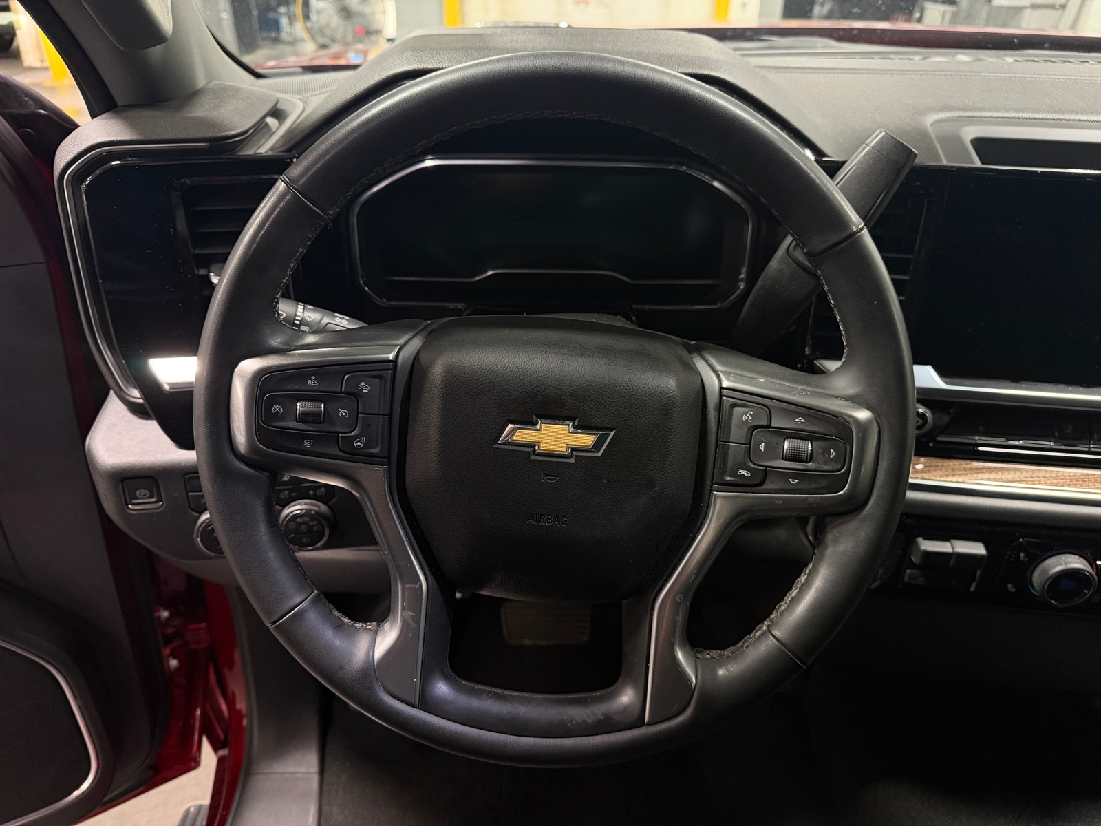 Thumbnail: 2024 Chevrolet Silverado 2500 - 5