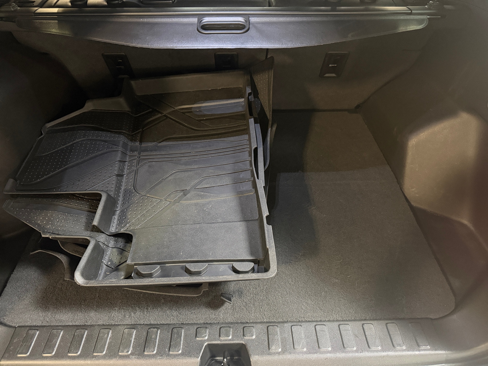 Thumbnail: 2022 Chevrolet Equinox - 6