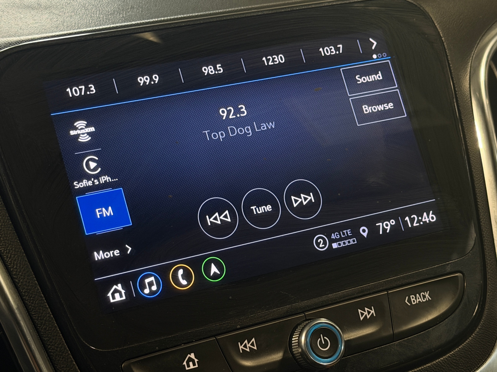 Thumbnail: 2022 Chevrolet Equinox - 3