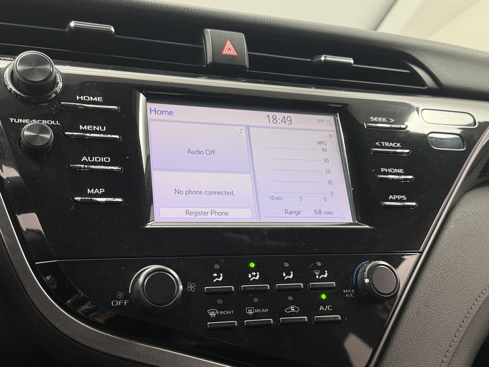 Thumbnail: 2019 Toyota Camry - 4