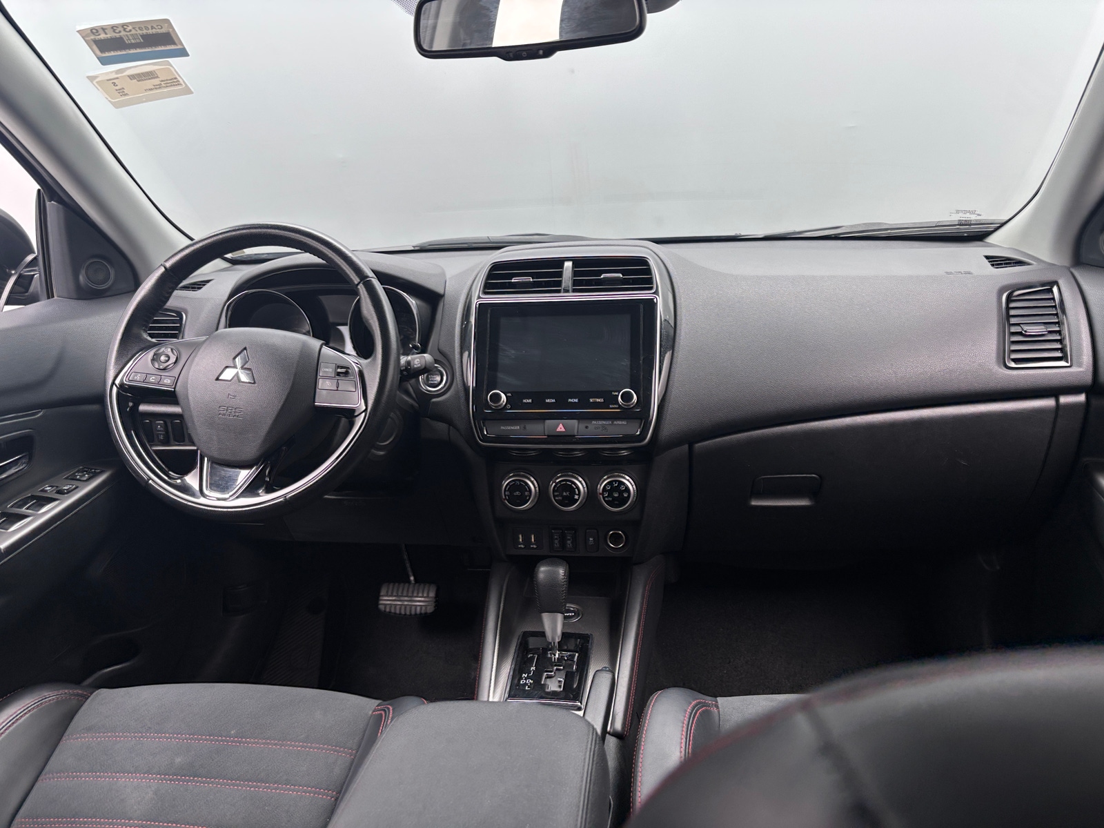 Thumbnail: 2024 Mitsubishi Outlander Sport - 3