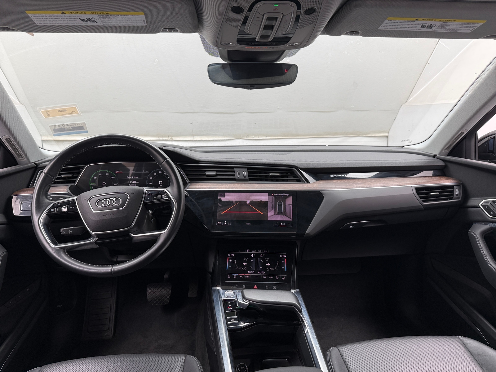 Thumbnail: 2019 Audi e-tron - 2