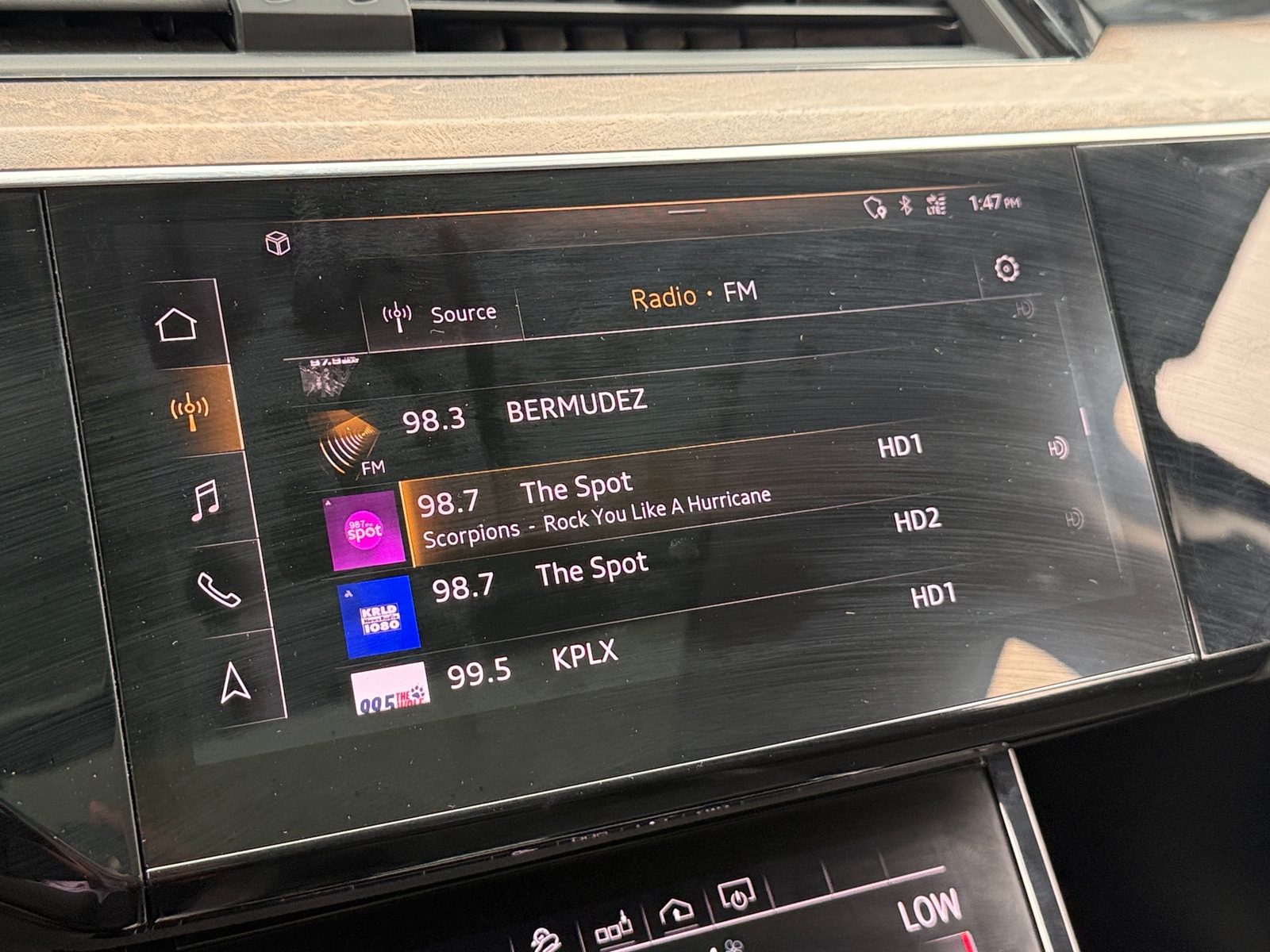 Thumbnail: 2019 Audi e-tron - 3