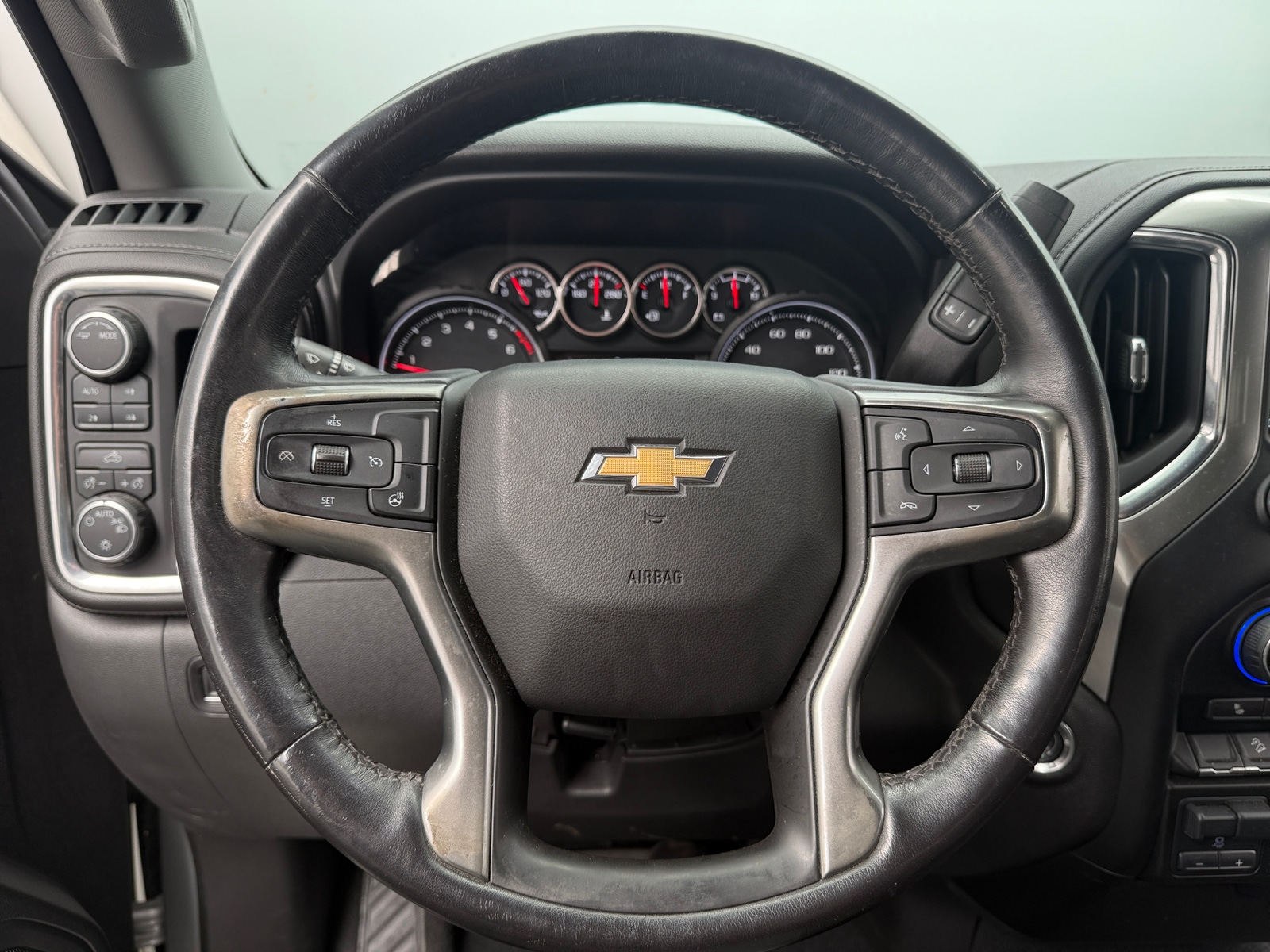 Thumbnail: 2021 Chevrolet Silverado 1500 - 5