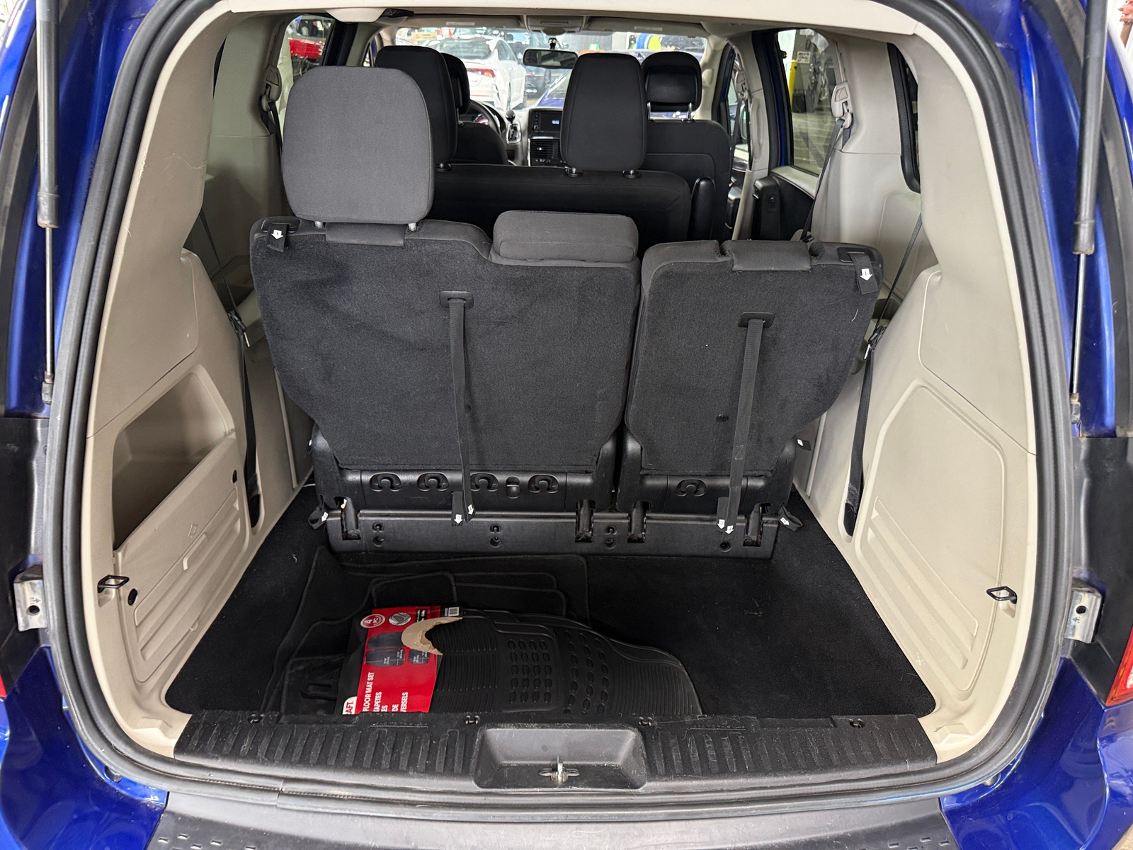 Thumbnail: 2019 Dodge Grand Caravan - 7