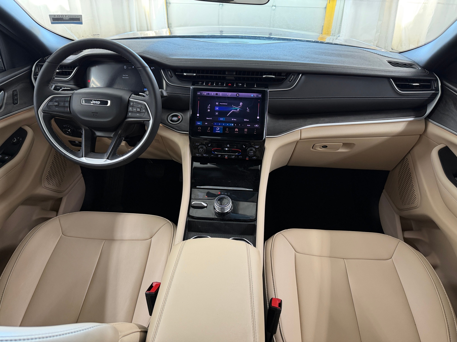 Thumbnail: 2025 Jeep Grand Cherokee - 2