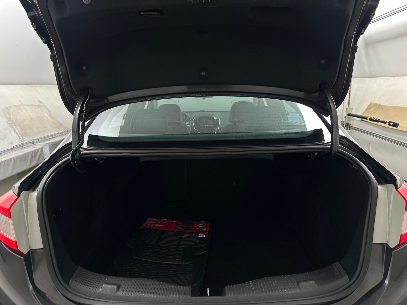 Thumbnail: 2017 Chevrolet Cruze - 6