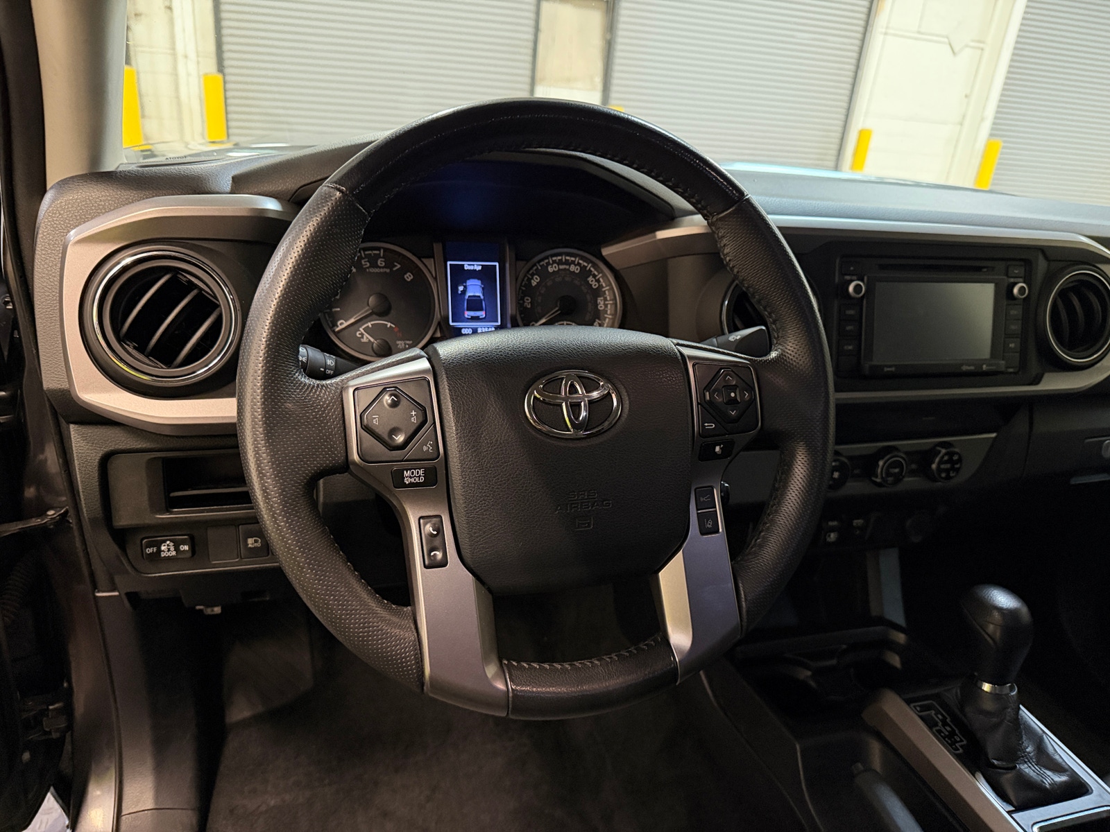 Thumbnail: 2018 Toyota Tacoma - 5