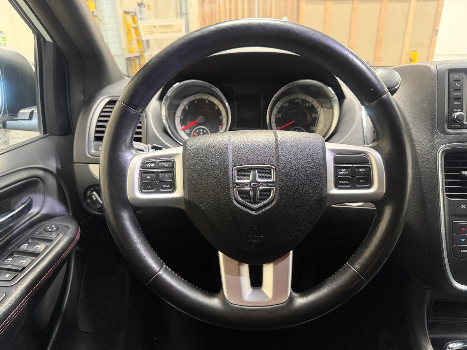 Thumbnail: 2019 Dodge Grand Caravan - 4