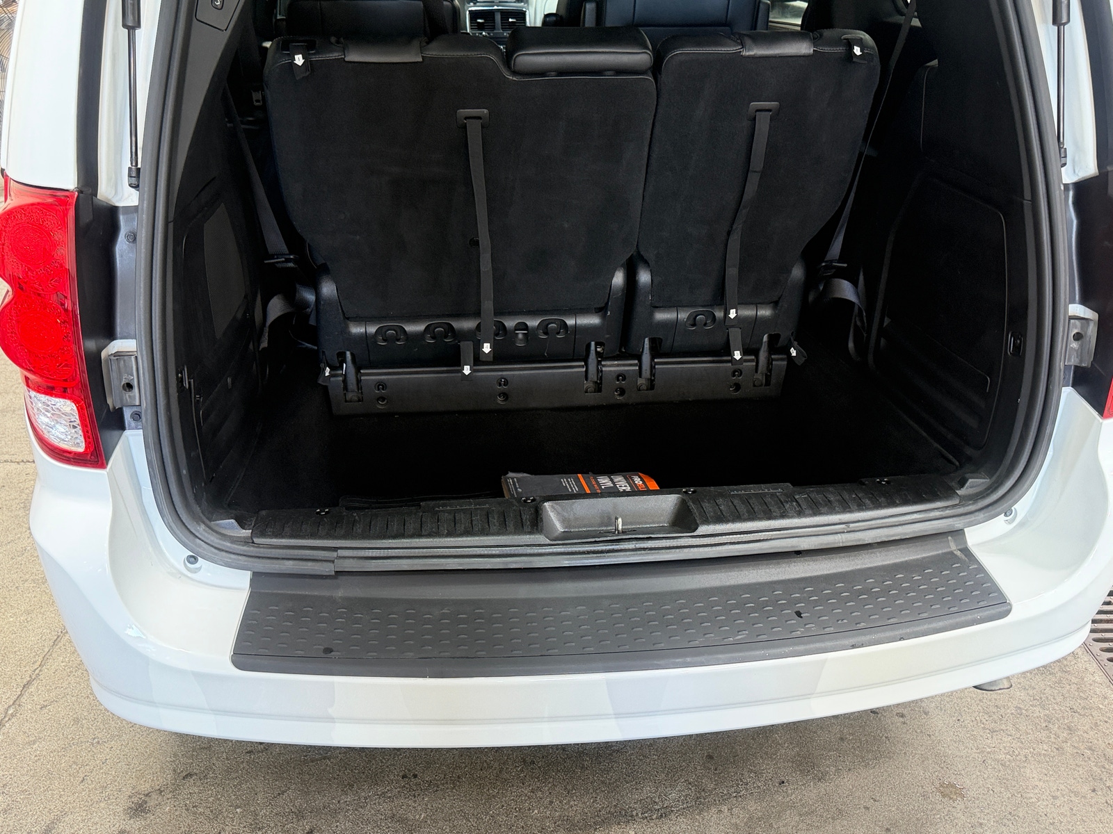 Thumbnail: 2019 Dodge Grand Caravan - 6