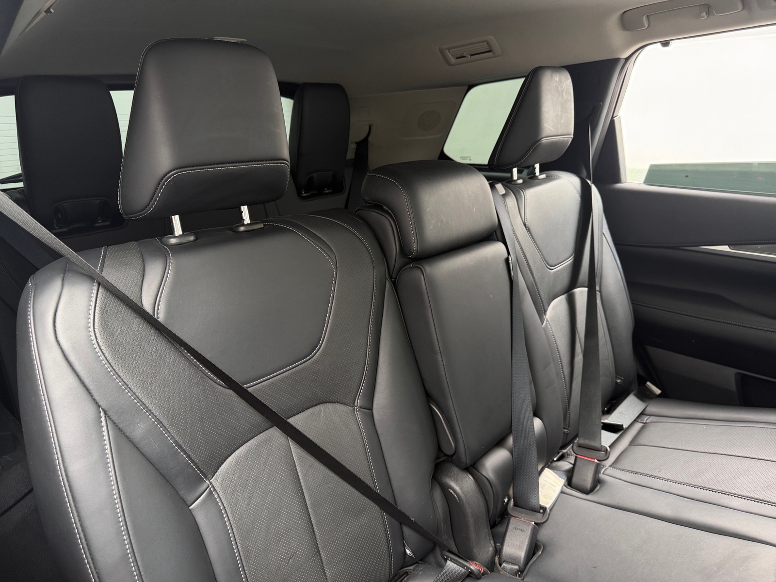 Thumbnail: 2023 INFINITI QX60 - 5