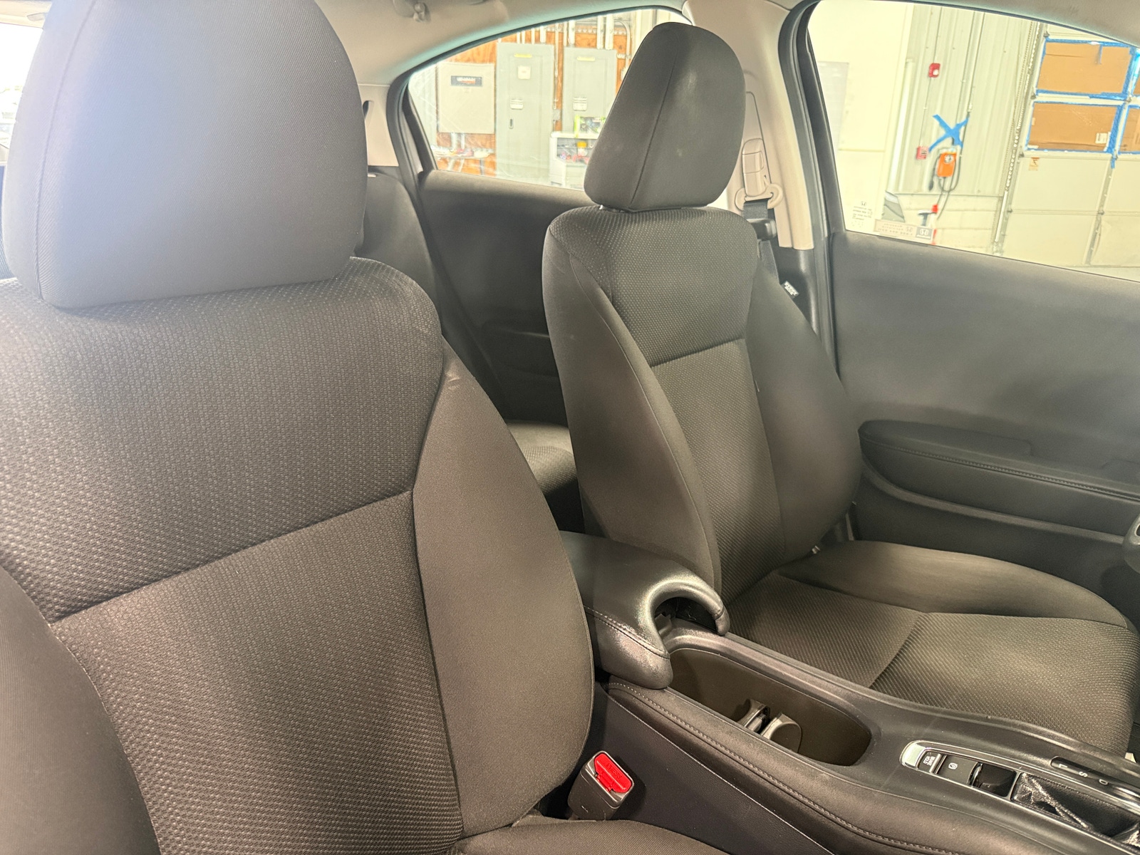 Thumbnail: 2018 Honda HR-V - 2