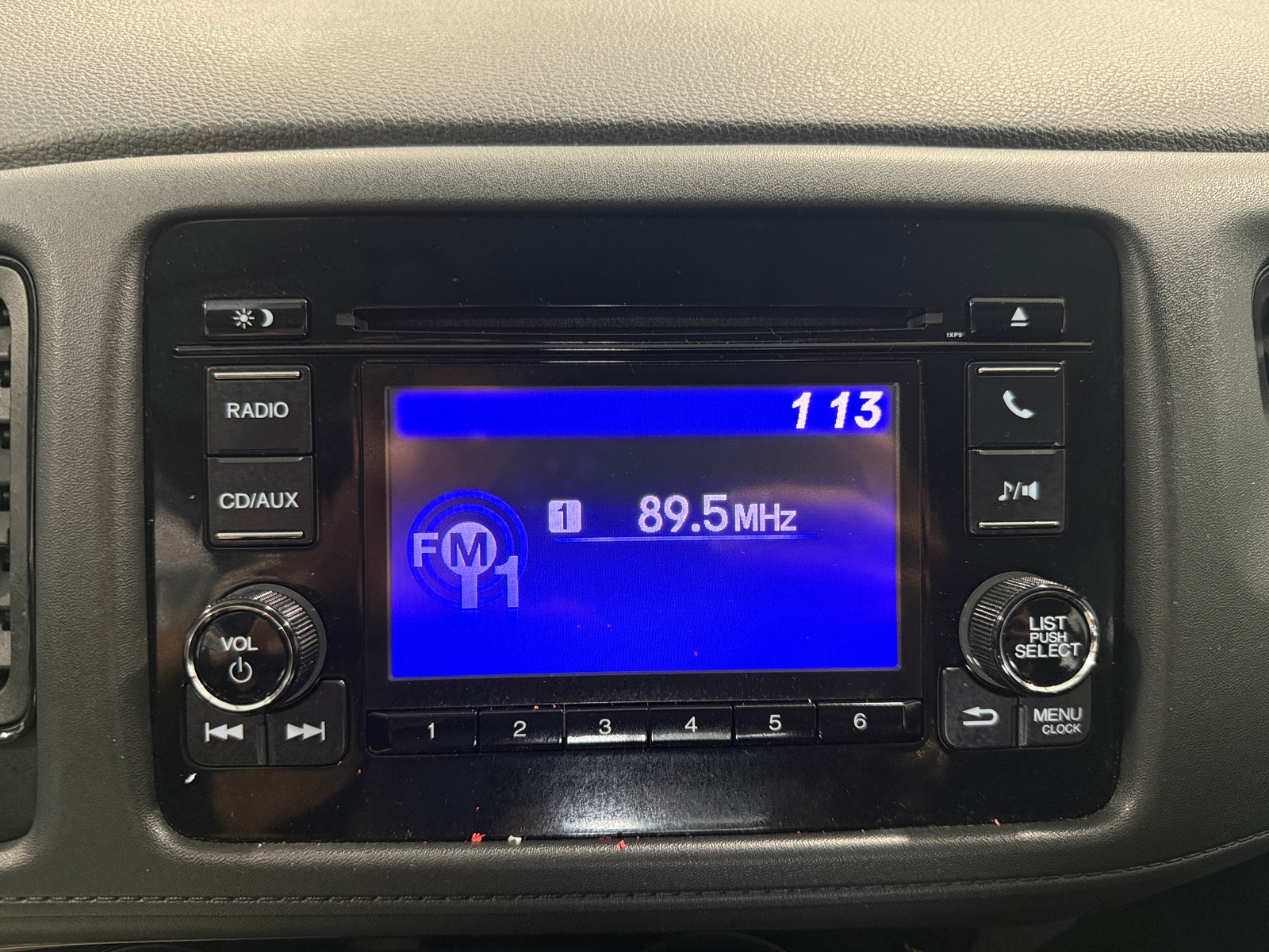 Thumbnail: 2018 Honda HR-V - 4