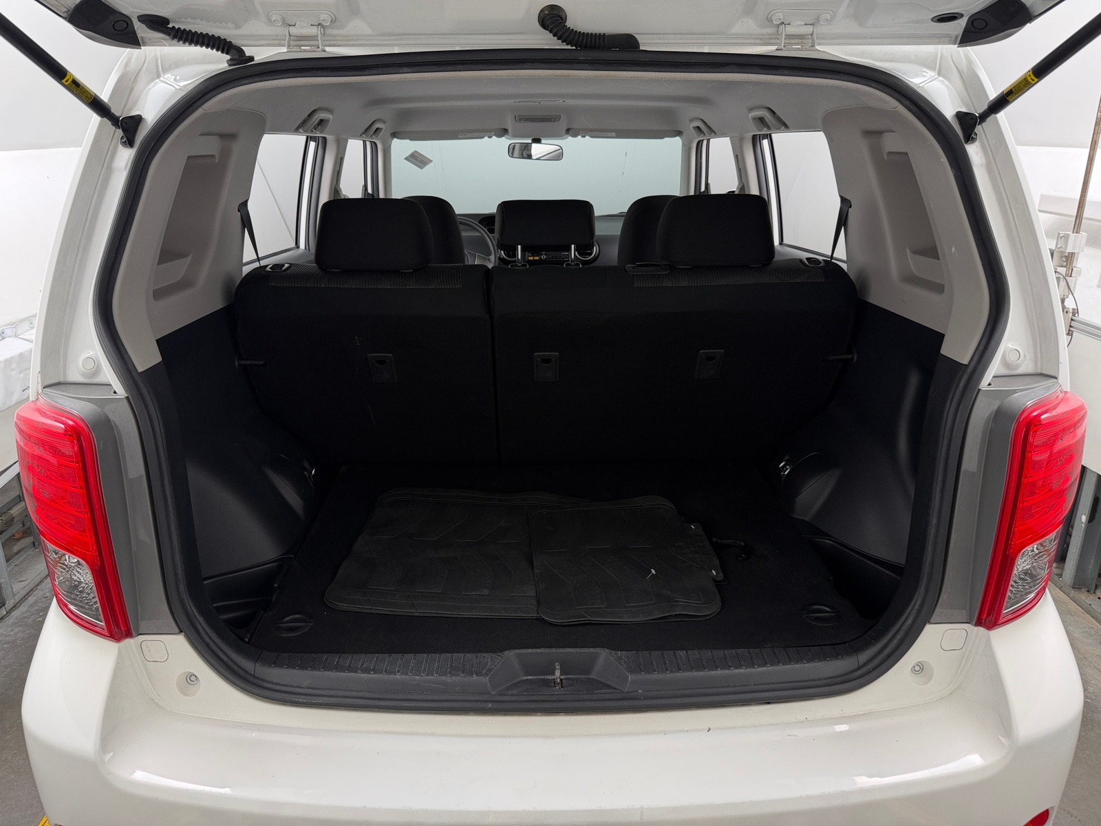 Thumbnail: 2013 Scion xB - 7