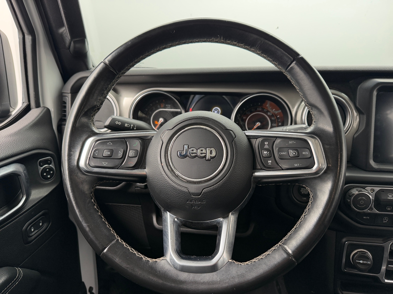 Thumbnail: 2020 Jeep Gladiator - 5