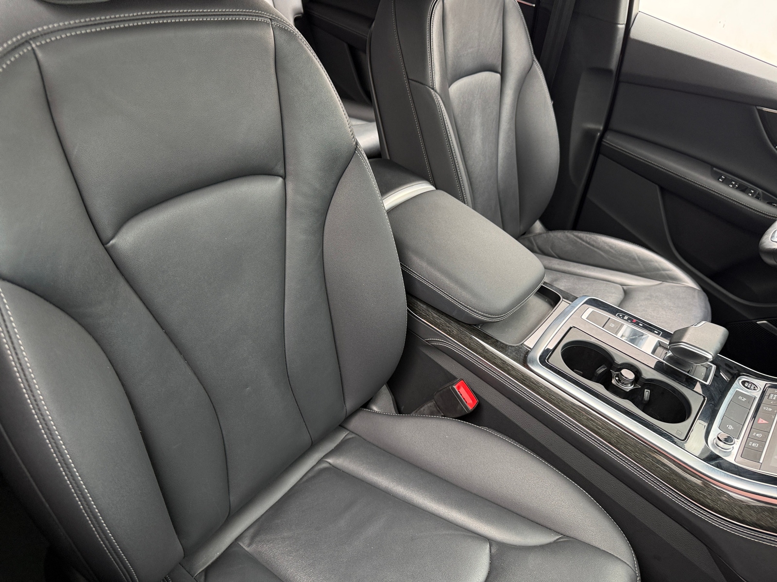 Thumbnail: 2025 Audi Q7 - 2