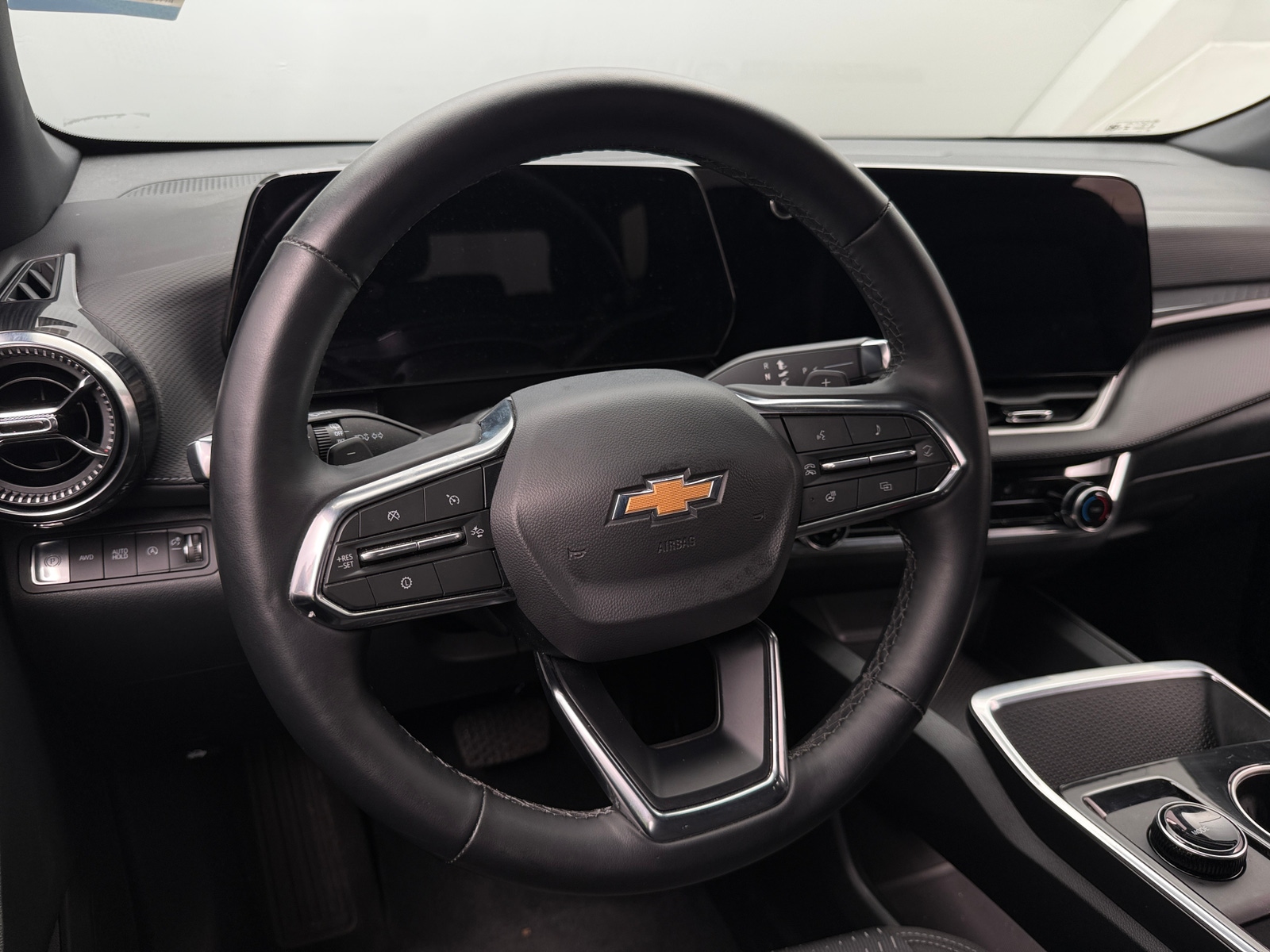 Thumbnail: 2026 Chevrolet Equinox - 5