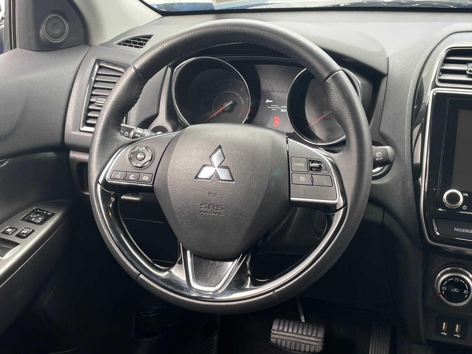Thumbnail: 2022 Mitsubishi Outlander Sport - 5
