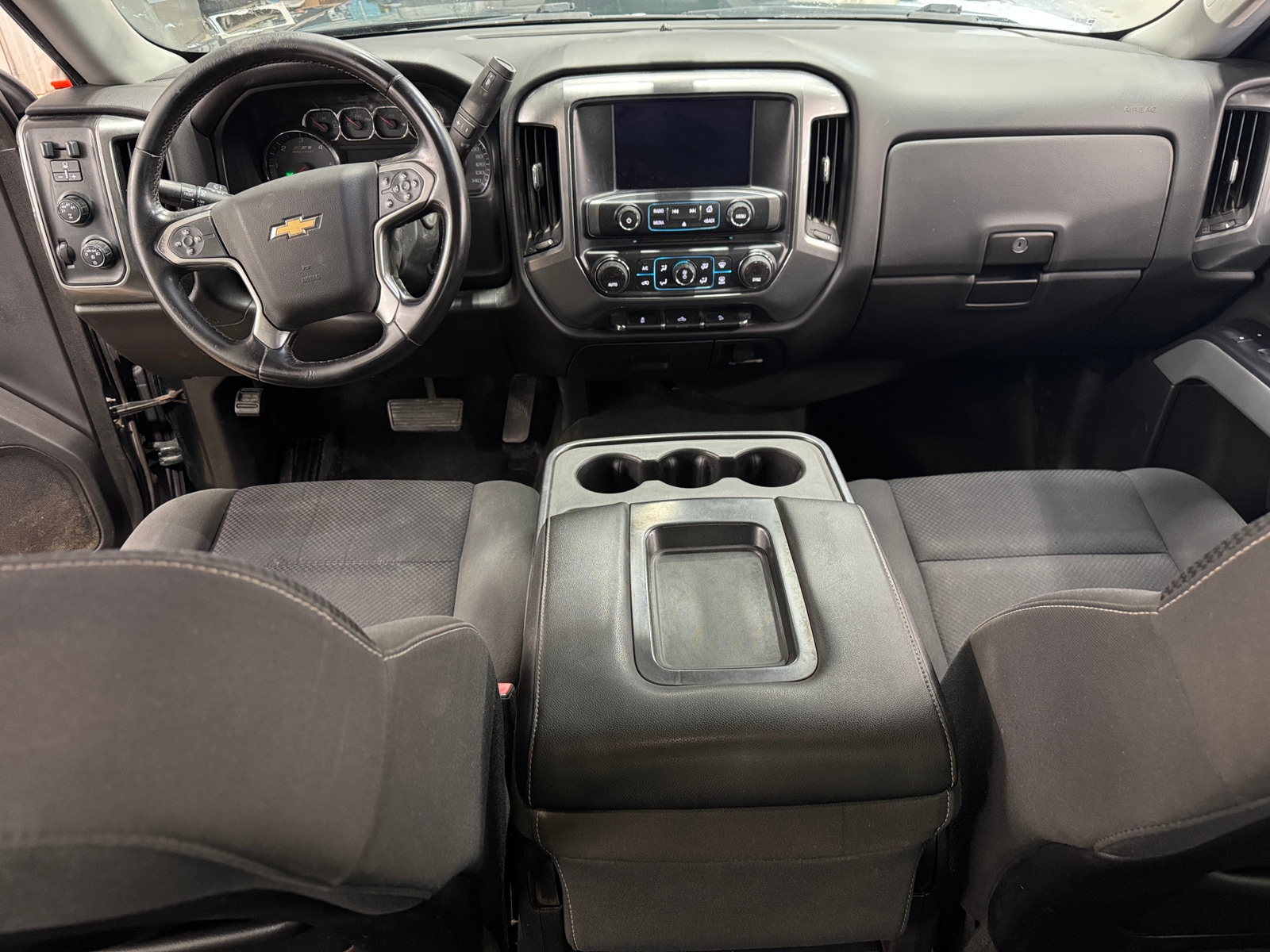 Thumbnail: 2015 Chevrolet Silverado 1500 - 3