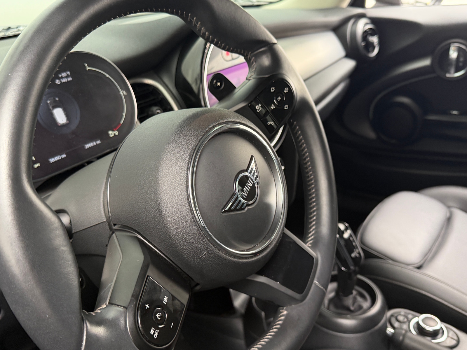 Thumbnail: 2023 MINI Cooper Hardtop - 3