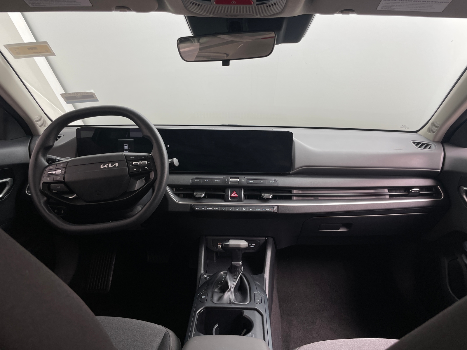 Thumbnail: 2025 Kia K4 - 3