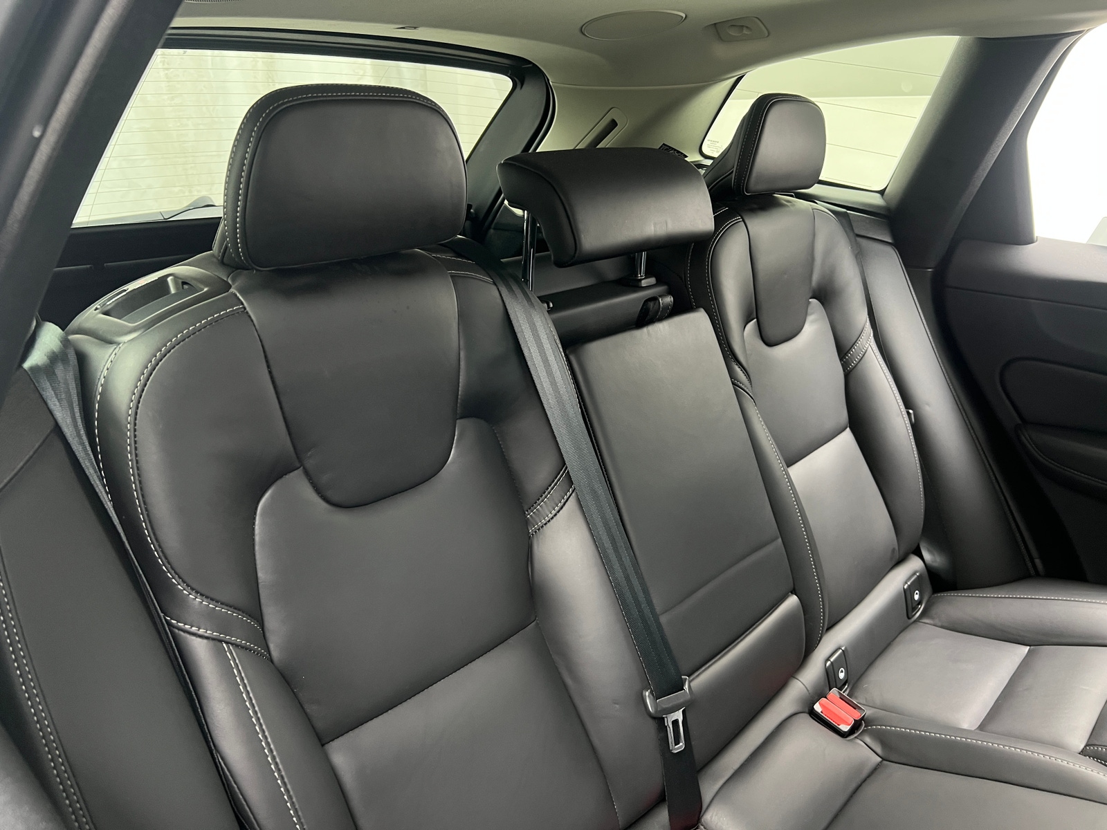 Thumbnail: 2023 Volvo XC60 - 5
