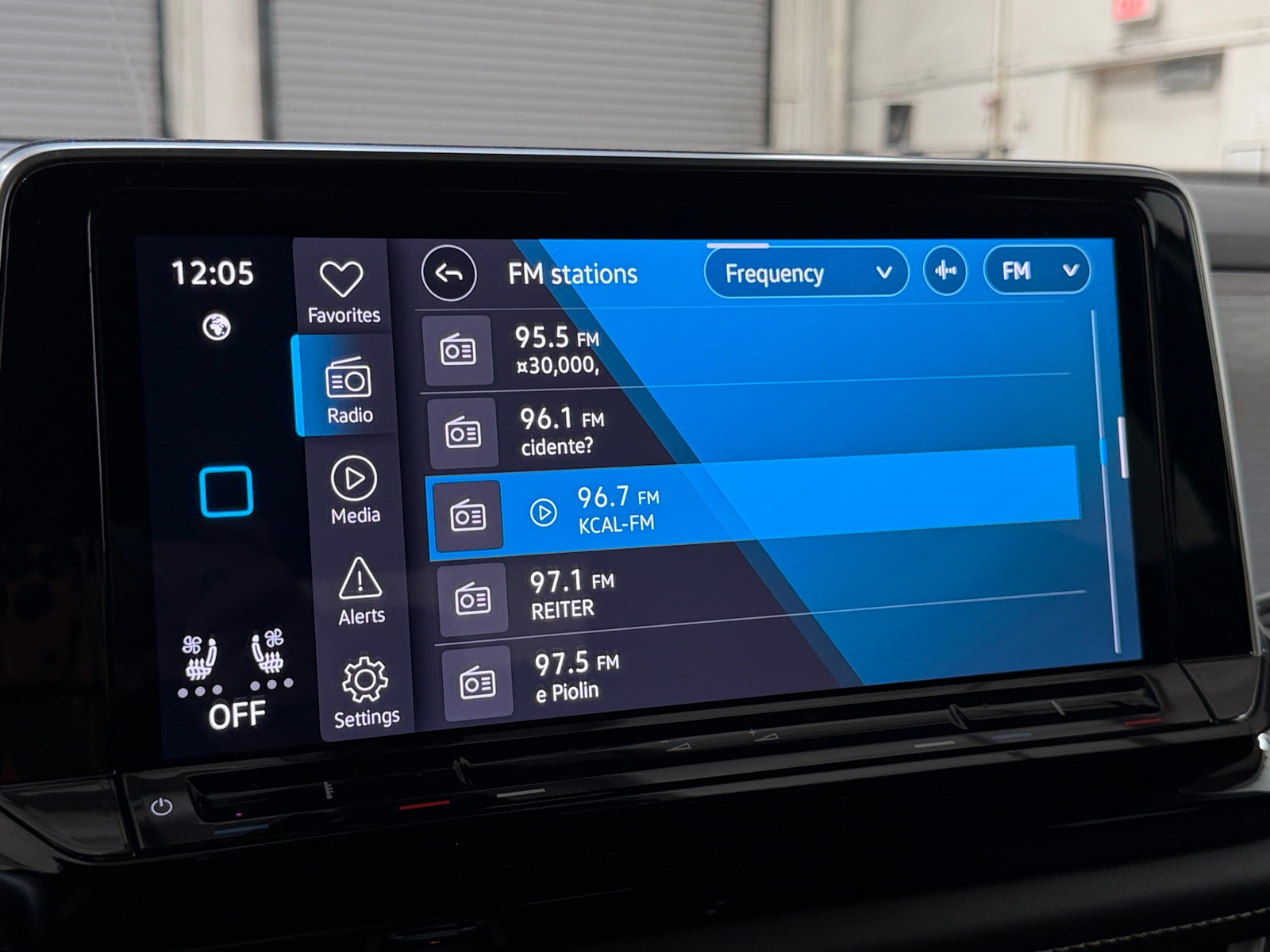 Thumbnail: 2026 Volkswagen Atlas - 3