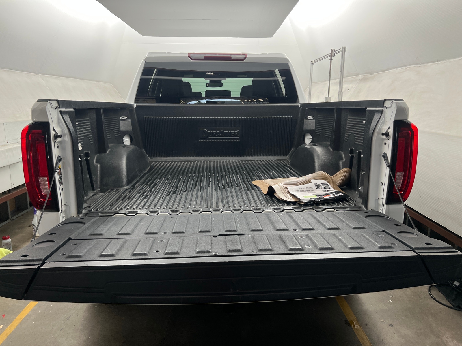 Thumbnail: 2025 GMC Sierra 1500 - 6