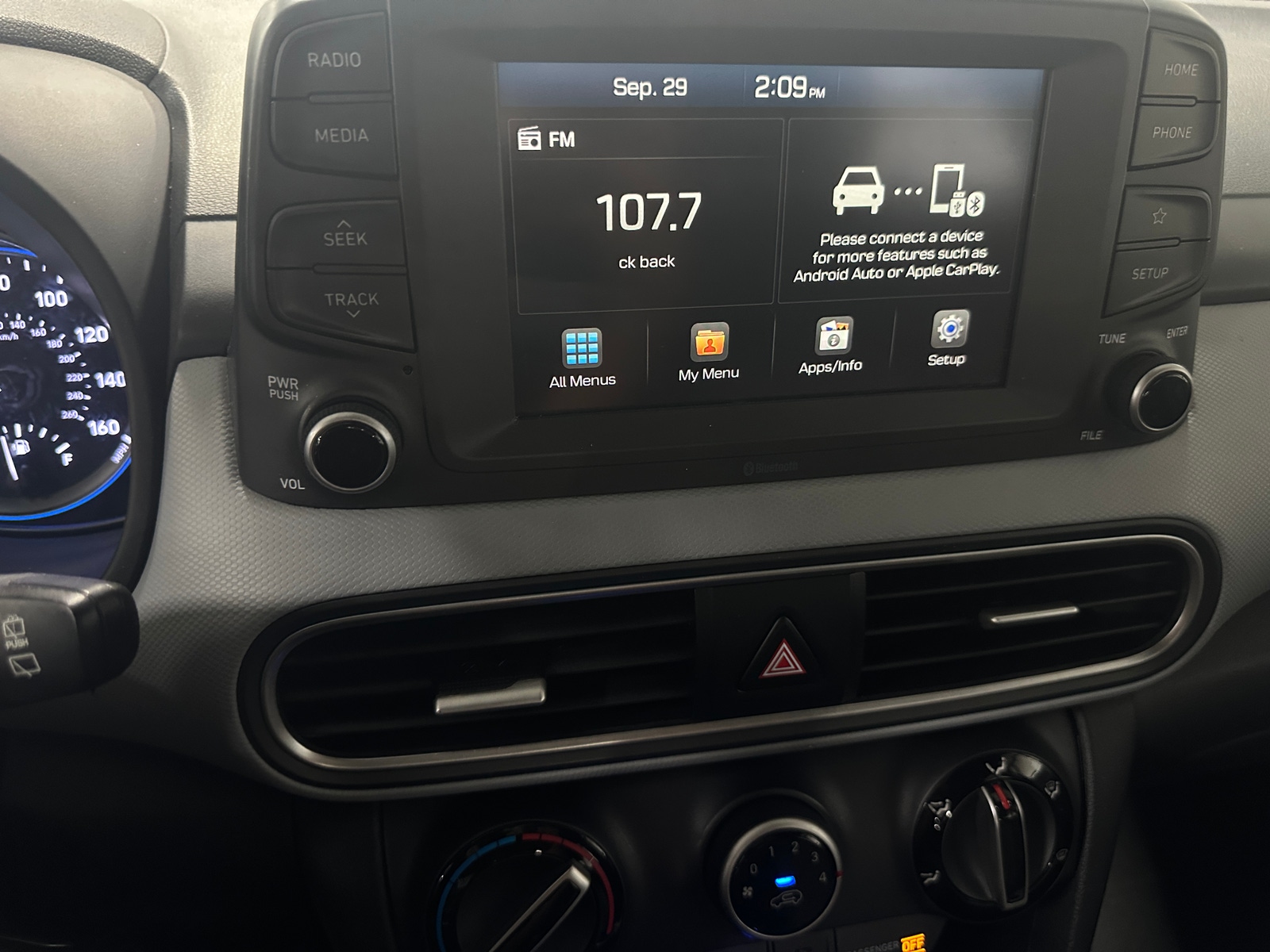 Thumbnail: 2021 Hyundai Kona - 4