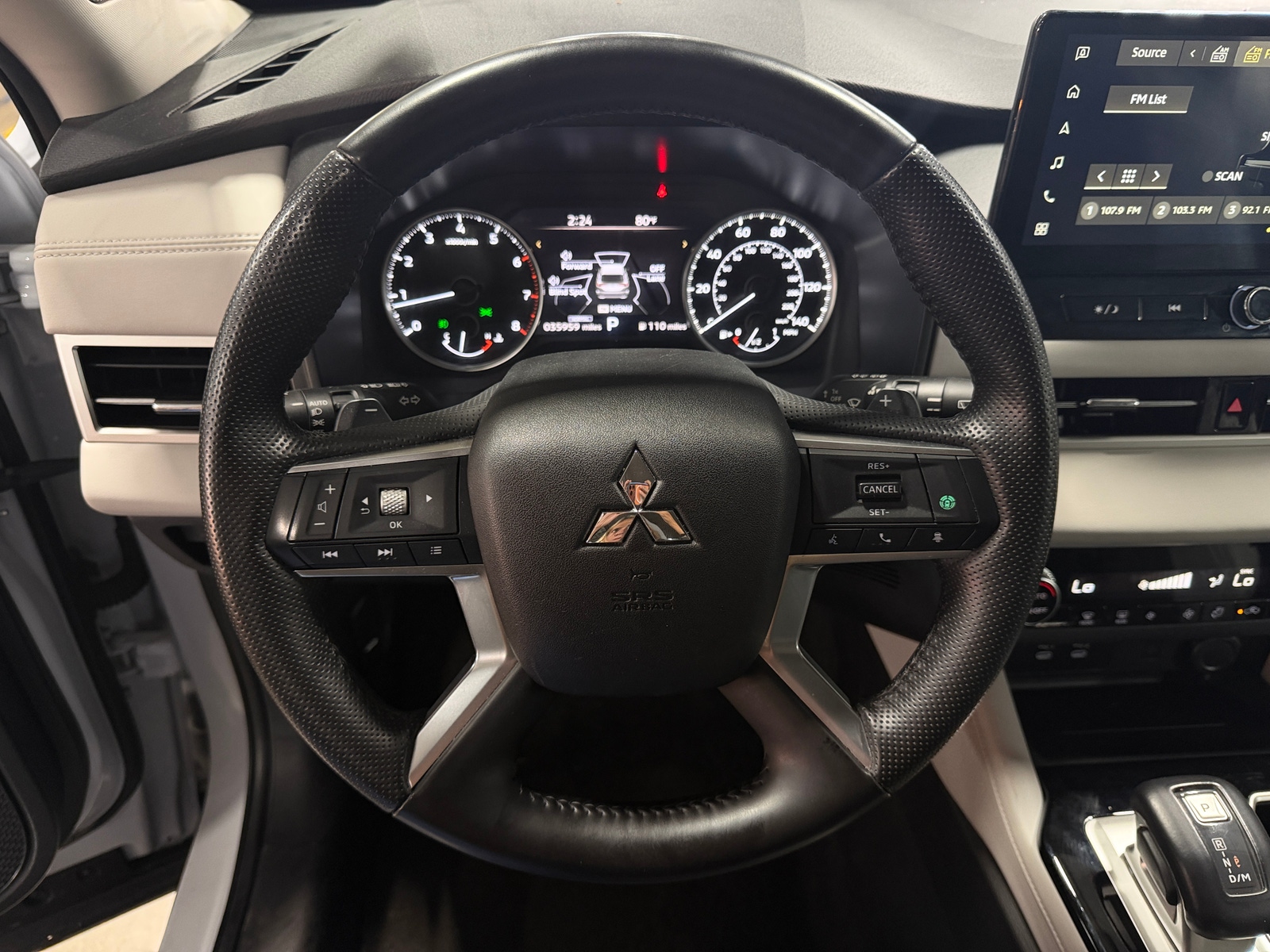 Thumbnail: 2025 Mitsubishi Outlander - 5