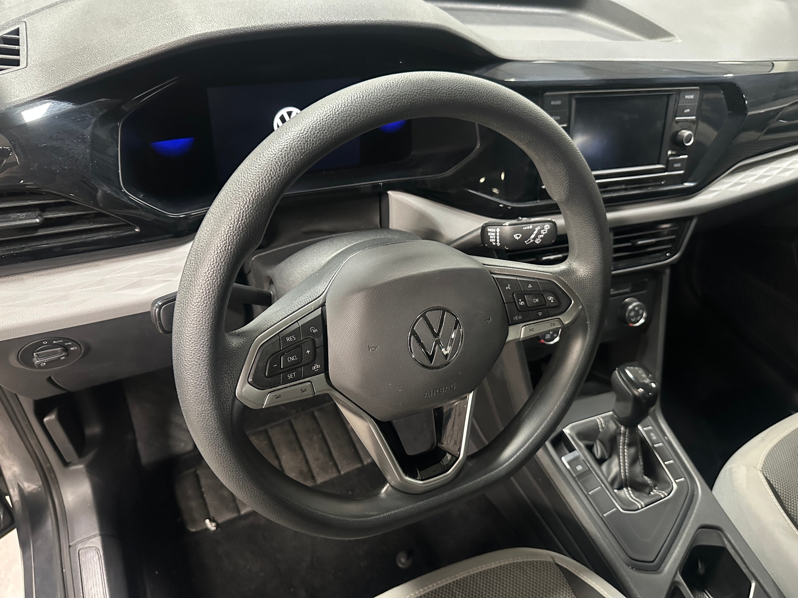 Thumbnail: 2022 Volkswagen Taos - 5