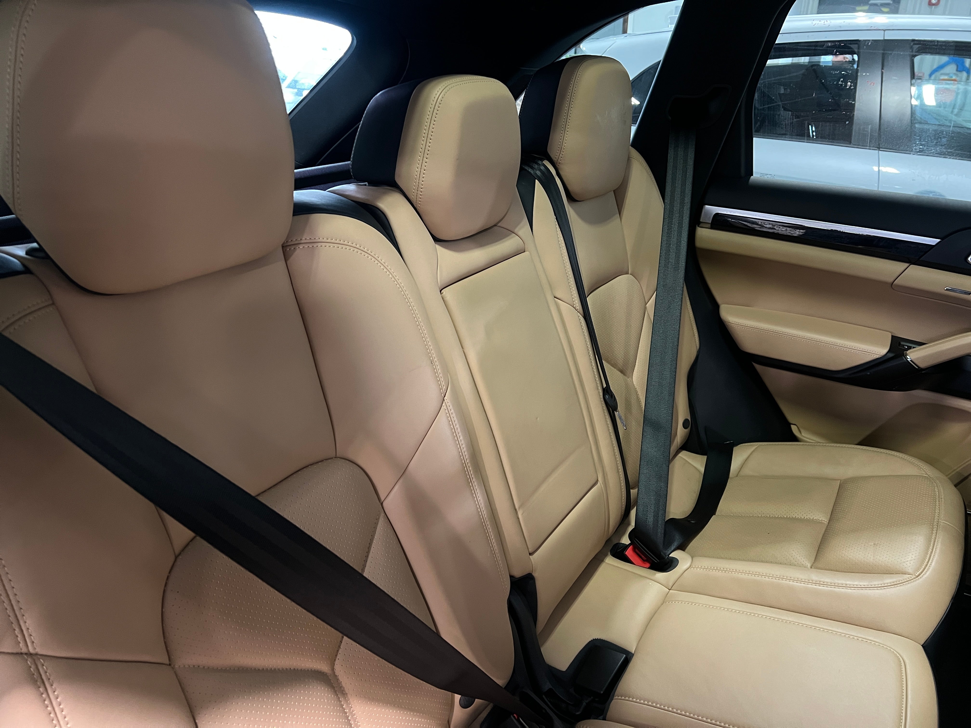 2016 Porsche Cayenne Base - Photo 8