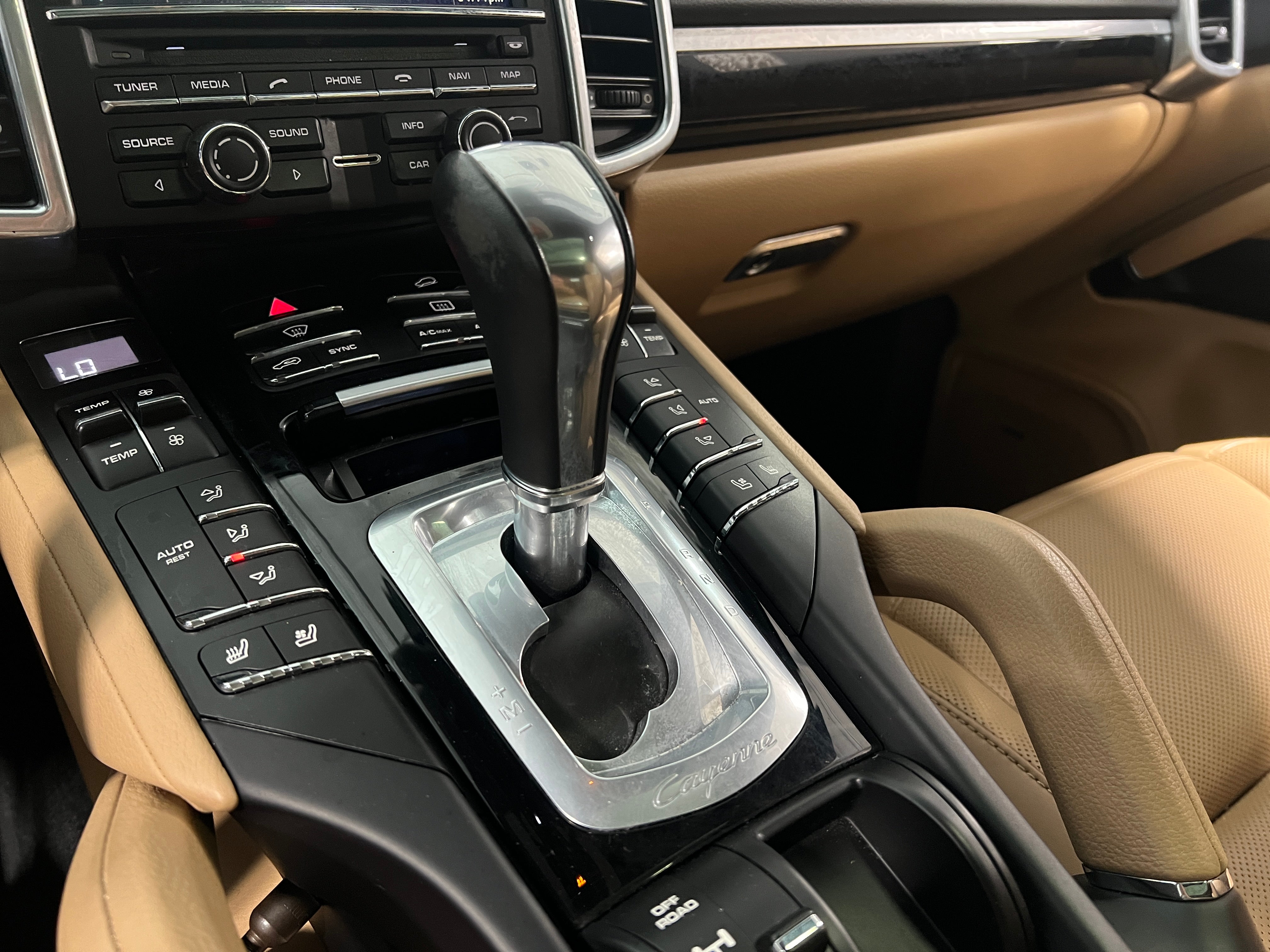 2016 Porsche Cayenne Base - Photo 5