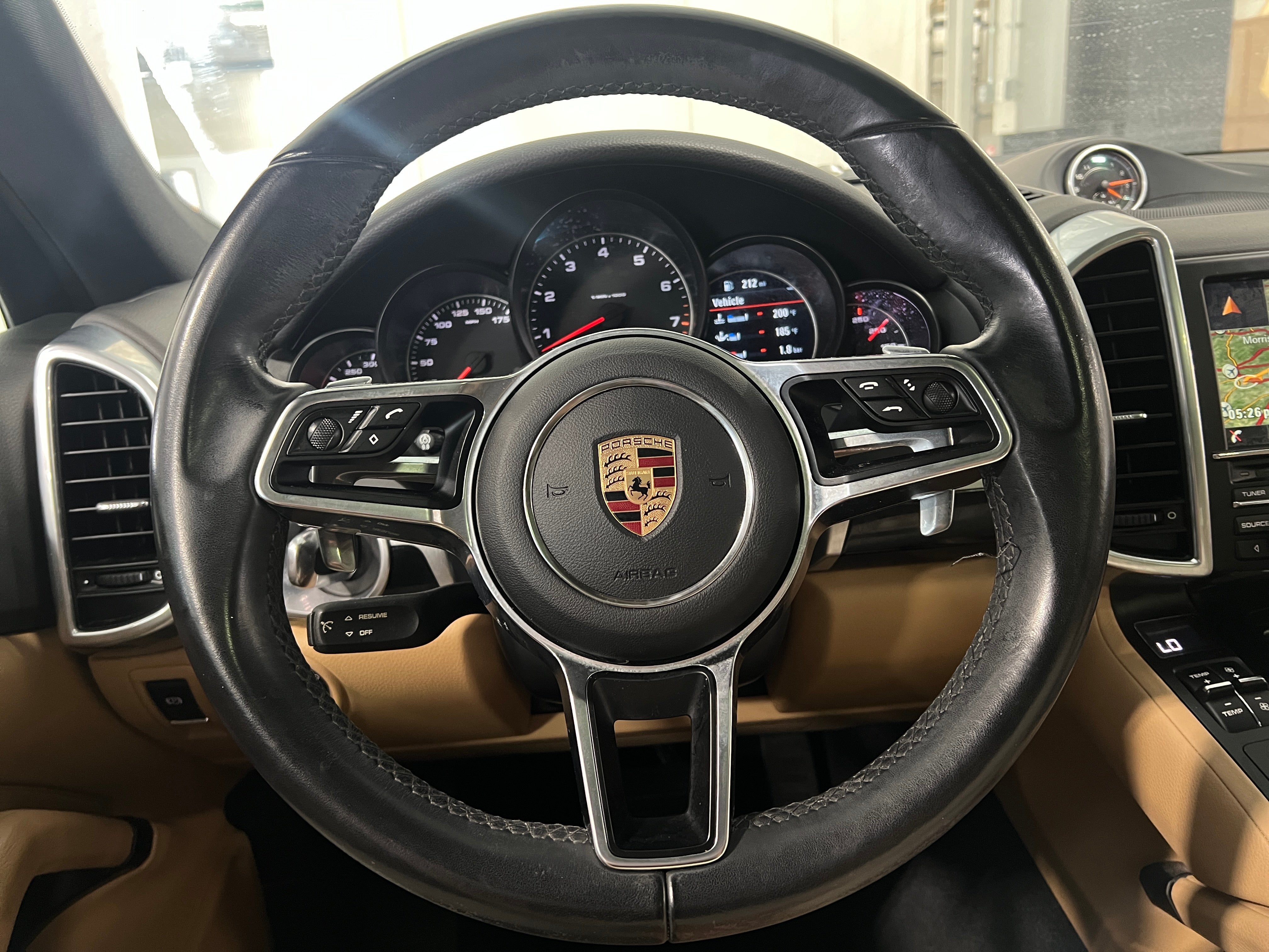 2016 Porsche Cayenne Base - Photo 6