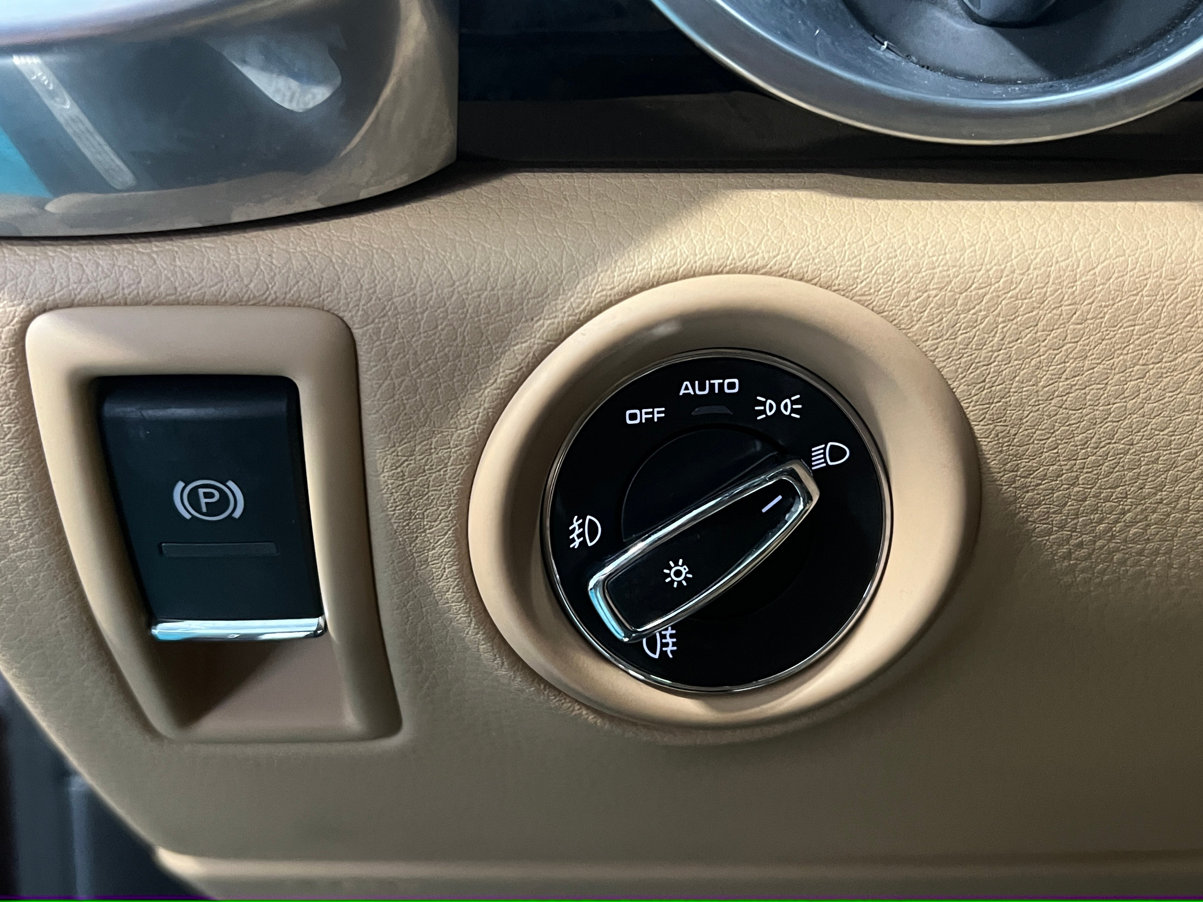2016 Porsche Cayenne Base - Photo 13