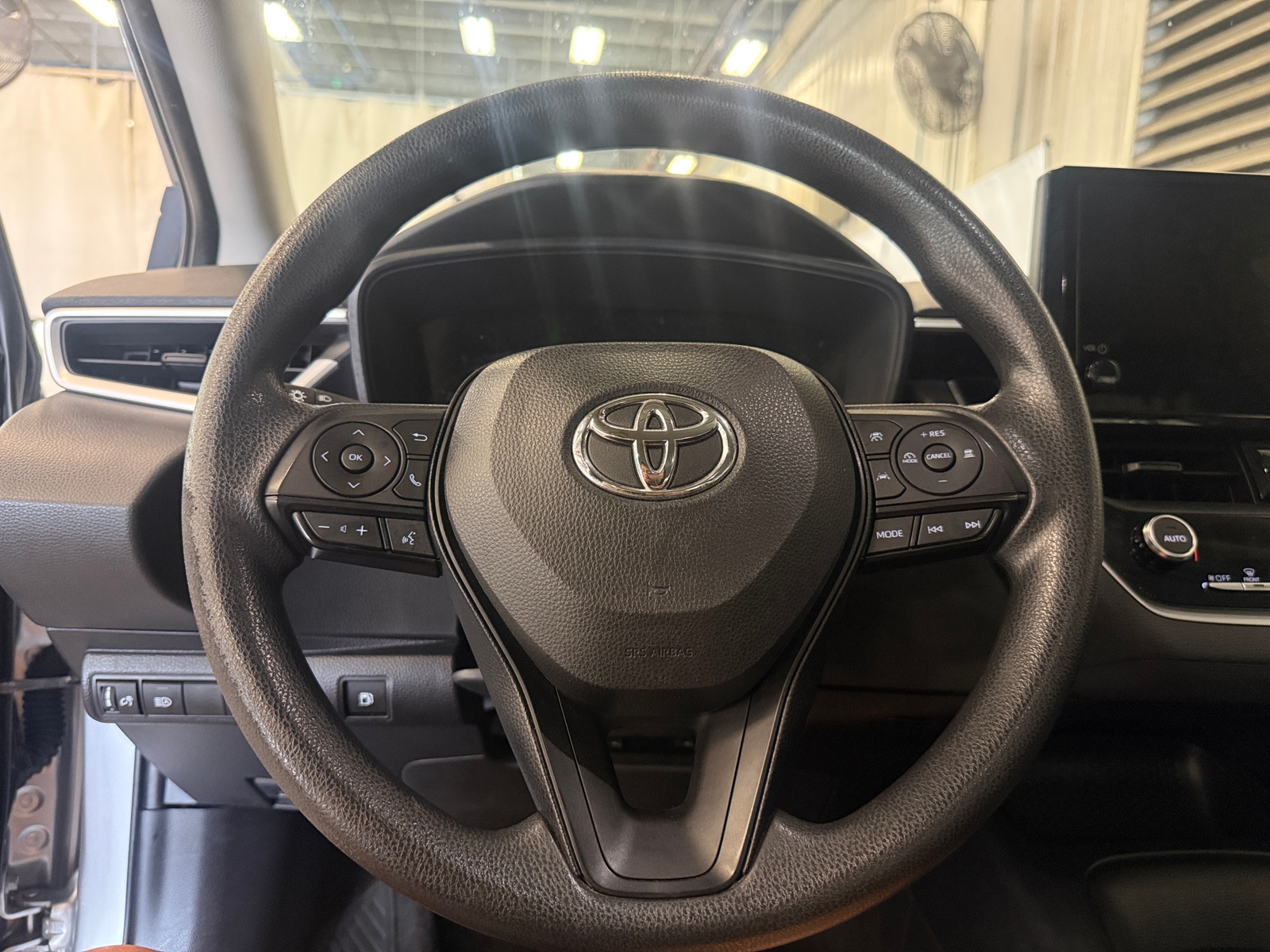 Thumbnail: 2025 Toyota Corolla - 5