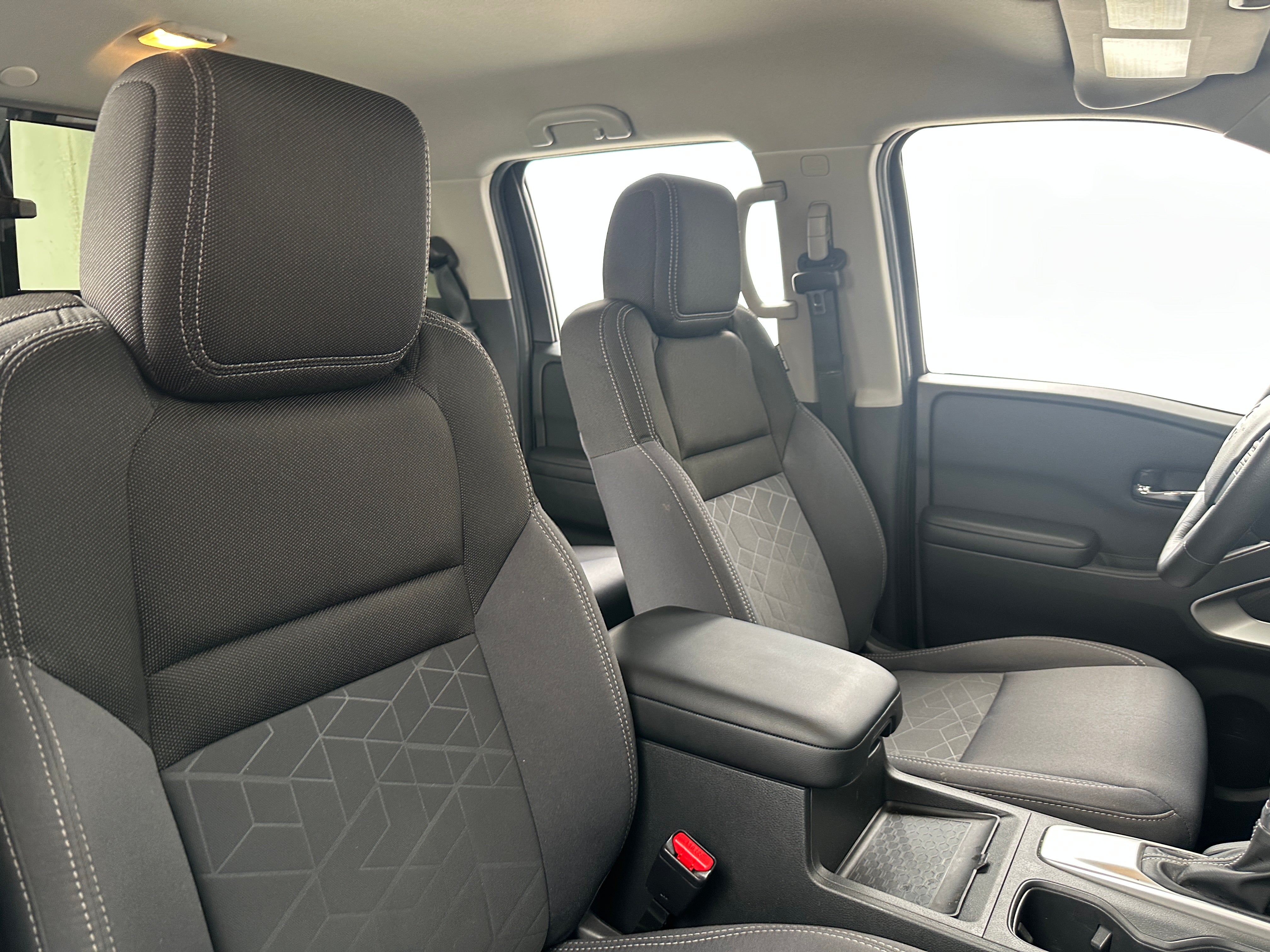 2025 Nissan Frontier