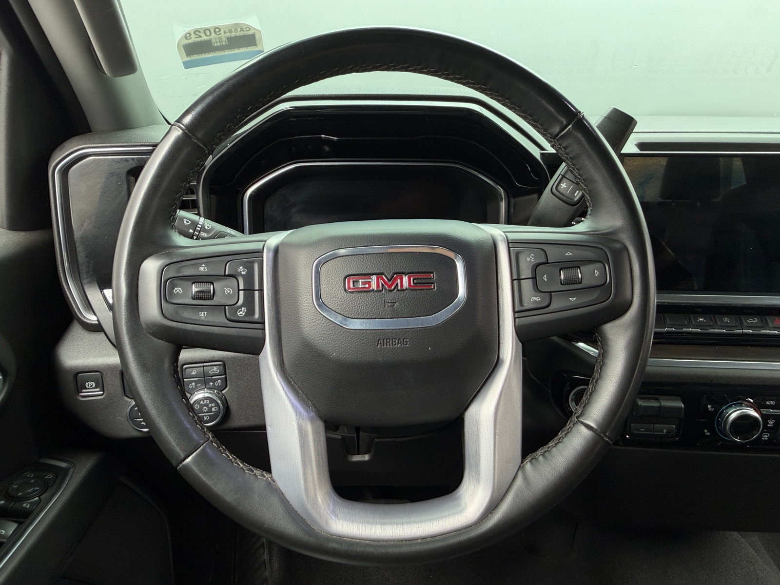 Thumbnail: 2025 GMC Sierra 1500 - 4