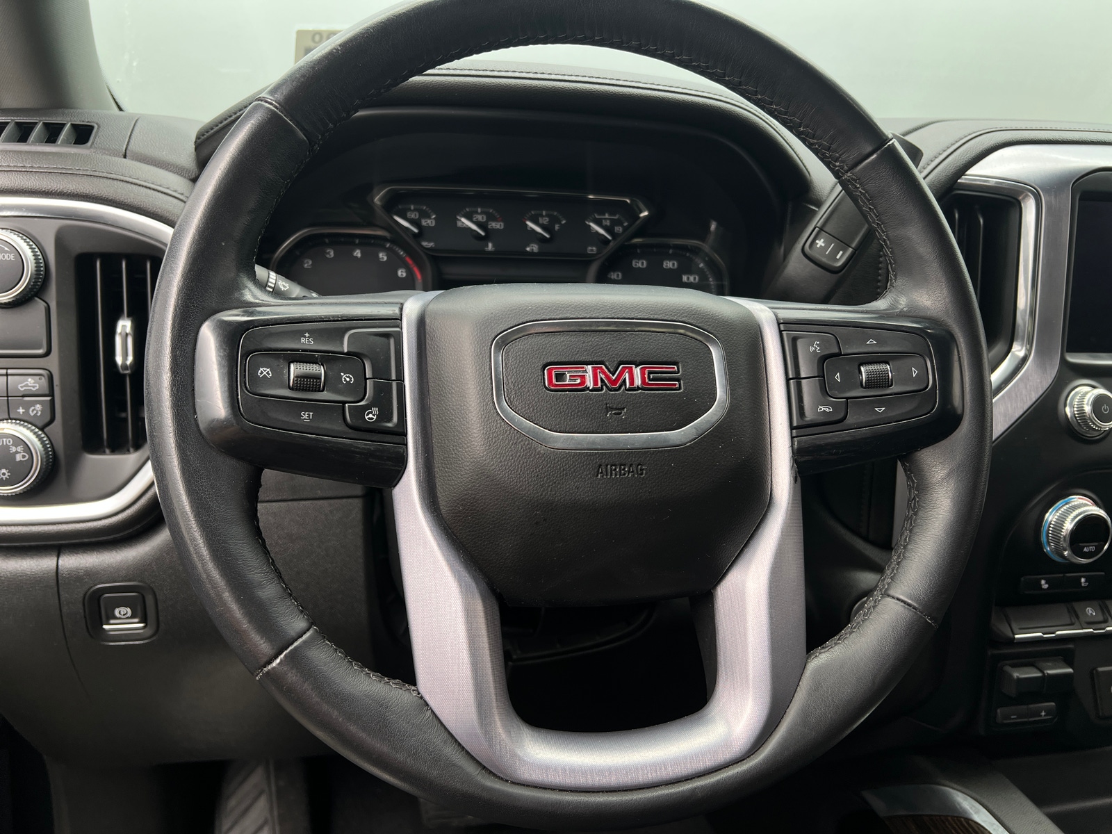 Thumbnail: 2020 GMC Sierra 1500 - 5