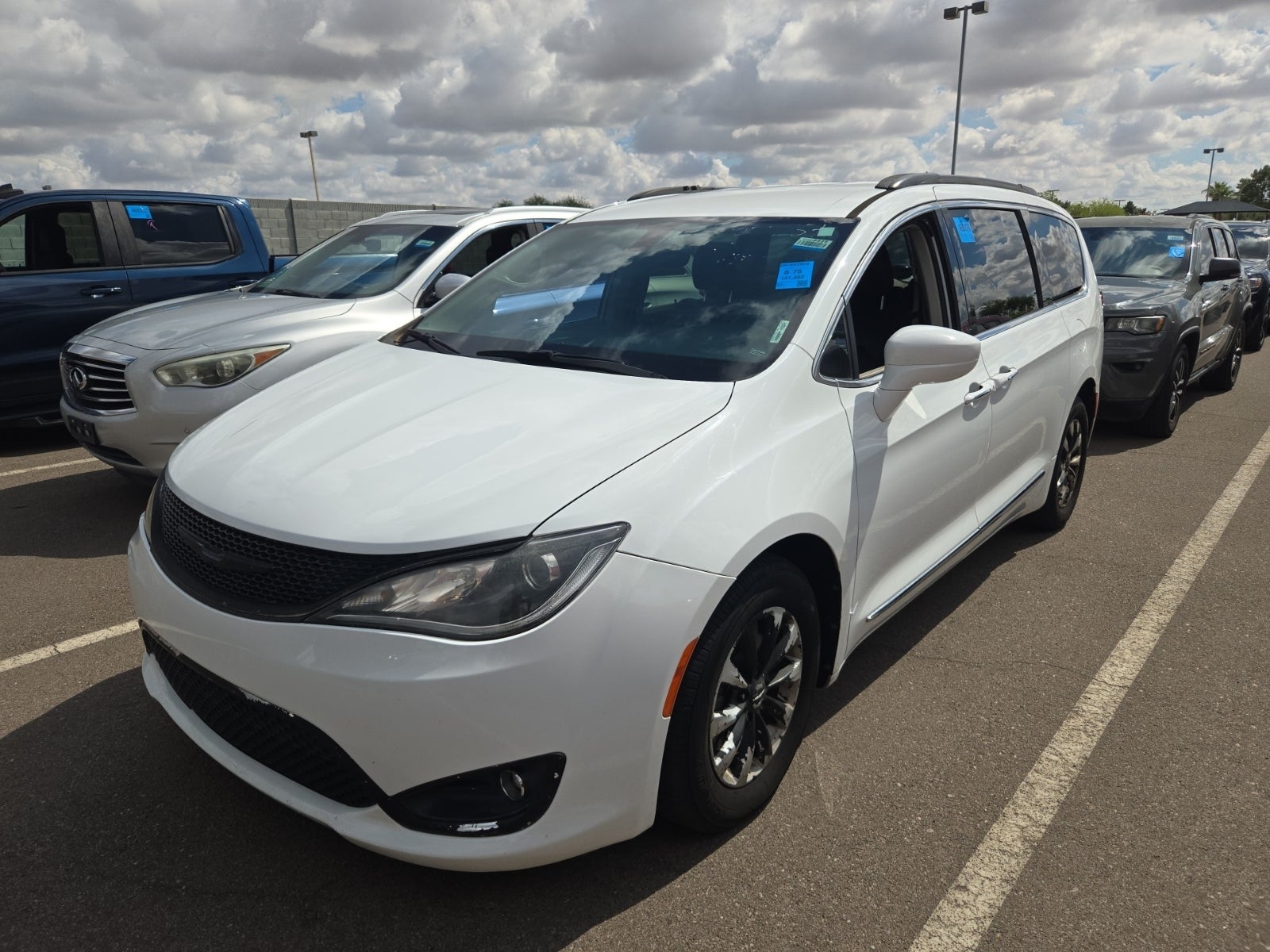 2017 Chrysler Pacifica Touring-L