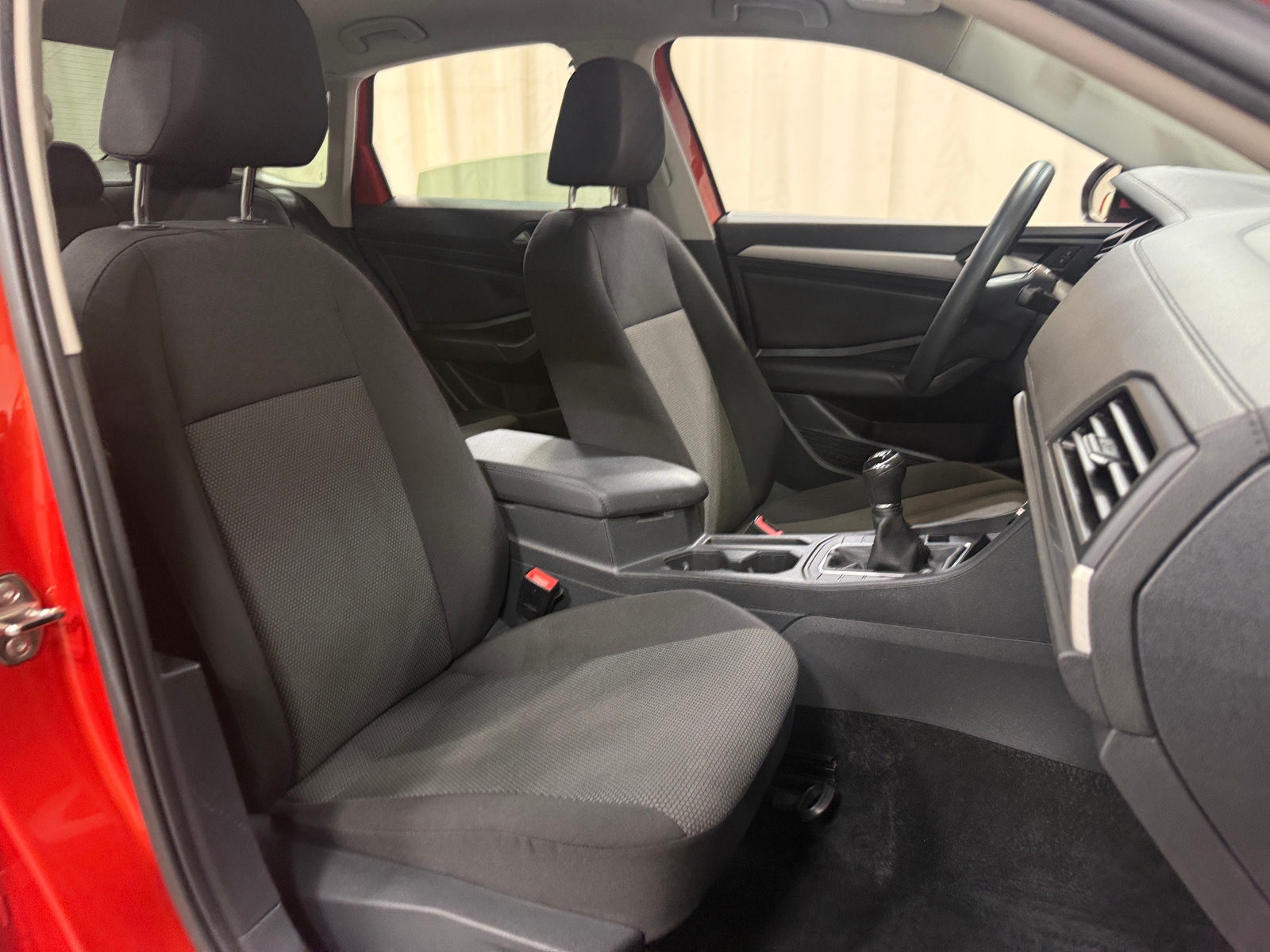 Thumbnail: 2021 Volkswagen Jetta - 2