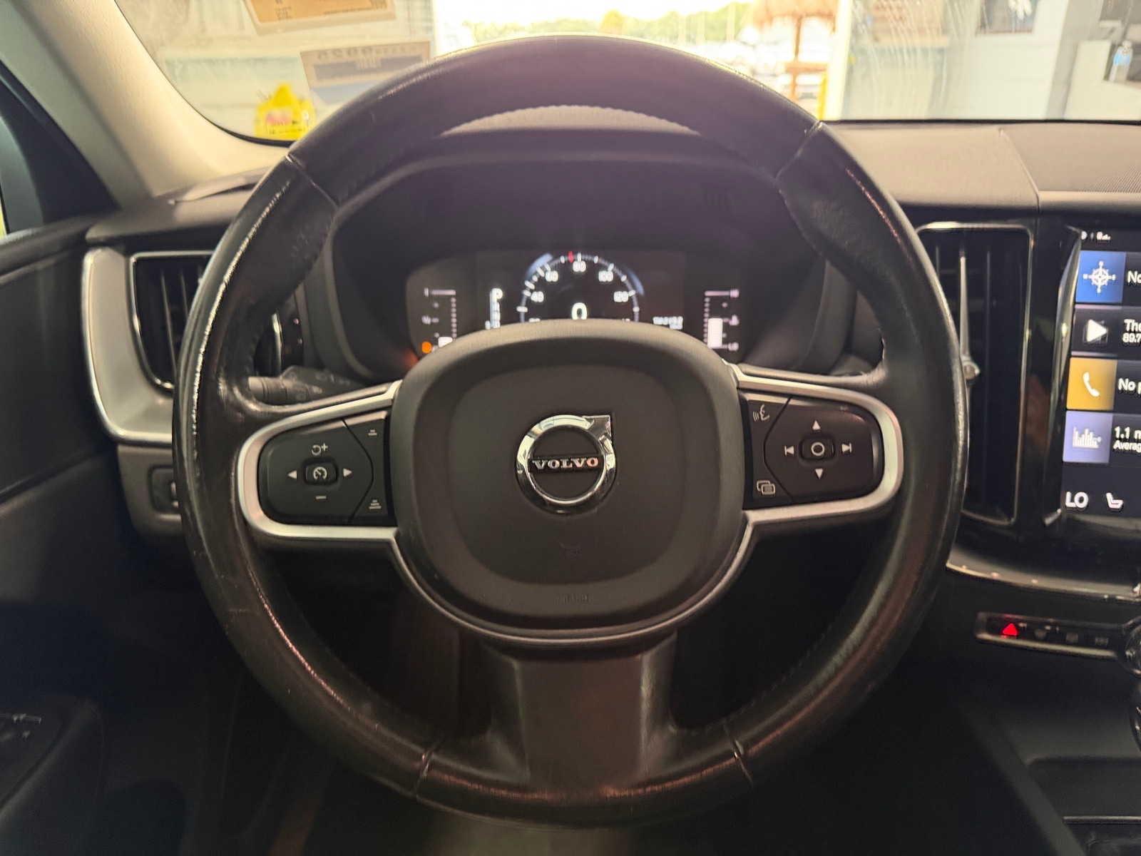 Thumbnail: 2019 Volvo XC60 - 4