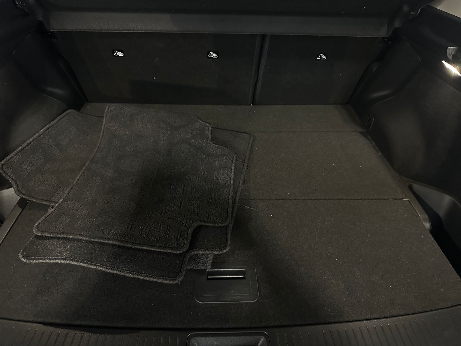Thumbnail: 2024 Nissan Ariya - 6