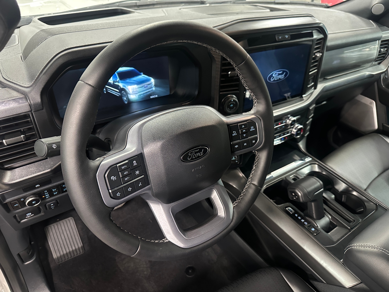 Thumbnail: 2025 Ford Econoline - 4